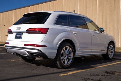 2025 Audi Q7 45 Premium Plus quattro