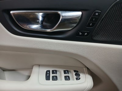 2021 Volvo XC60 T5 Inscription