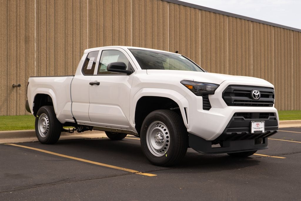 2025 Toyota Tacoma SR