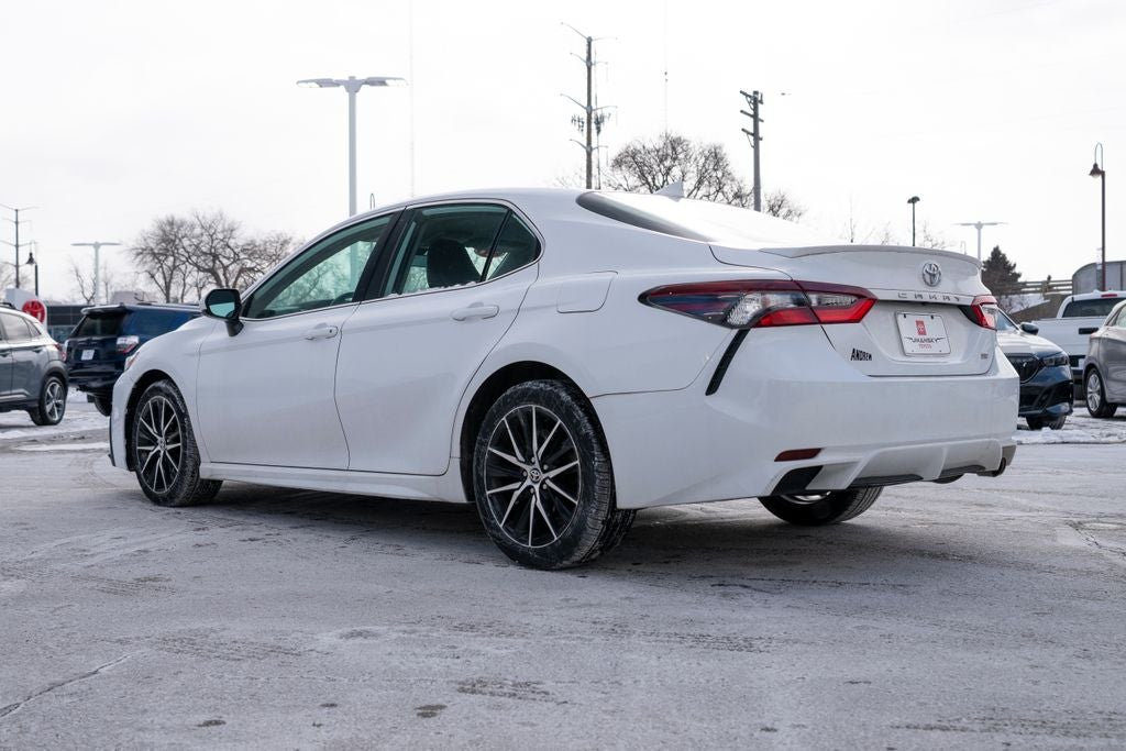 2021 Toyota Camry SE