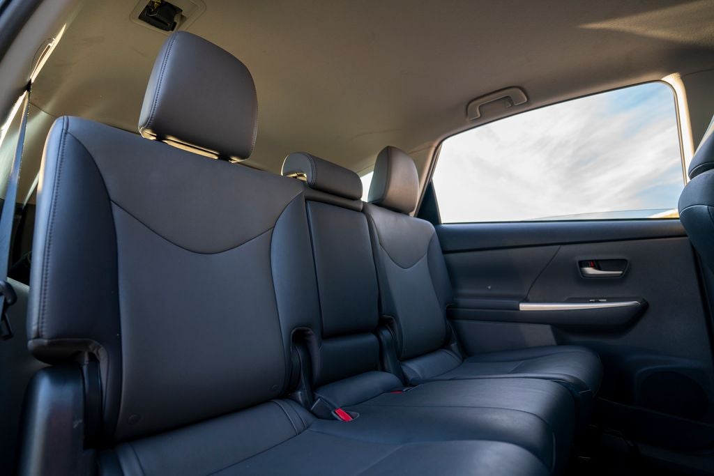 2013 Toyota Prius v Two