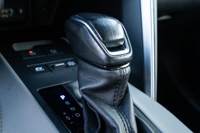 2022 Toyota Venza LE