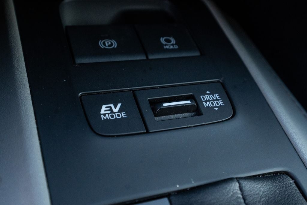 2022 Toyota Venza LE