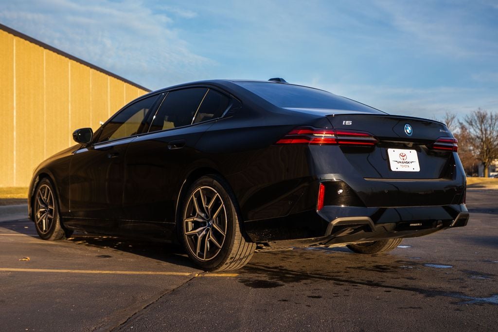 2025 BMW i5 xDrive40