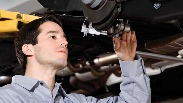 Mercedes-Benz of Milwaukee North in Milwaukee WI